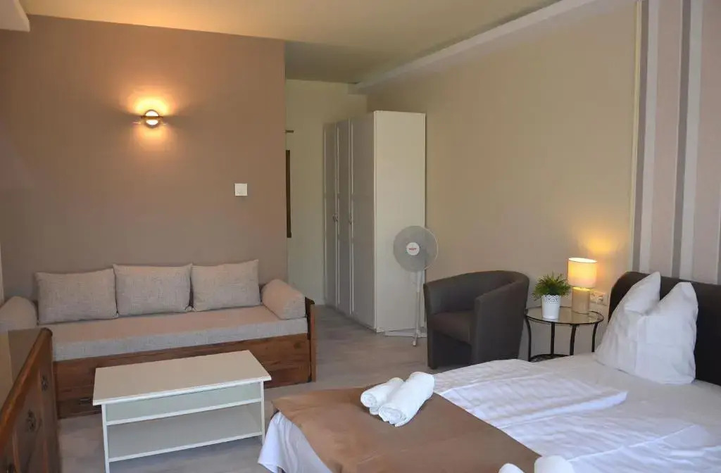 Adler Hotel és Étterem - фото 5