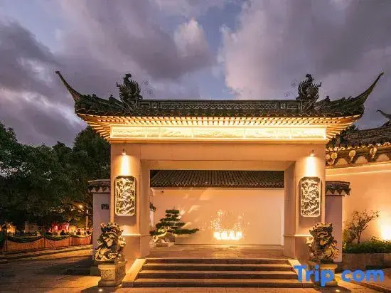 PUTUOSHAN BIHAI Villa (PUJI Temple BAIBUSHA Branch)