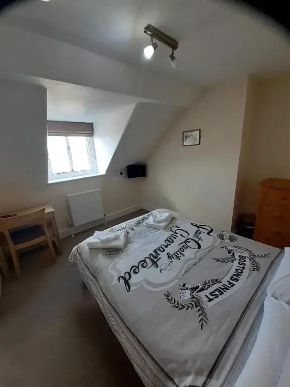 Standard Double Attic room (full double bed)