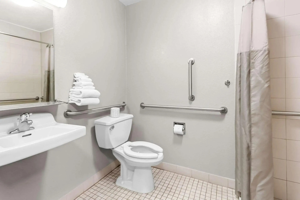 Econo Lodge - фото 9