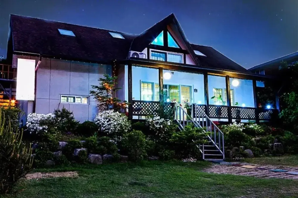 Pocheon White House Pension