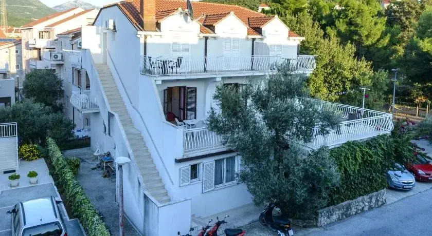 Villa Adria Apartments