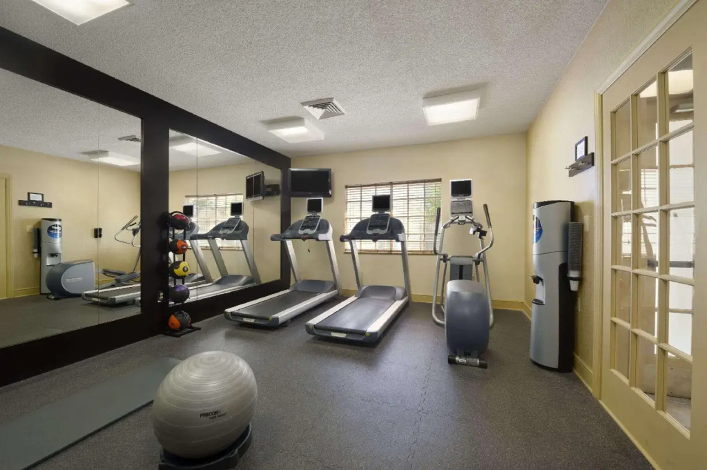 Hawthorn Suites by Wyndham Jacksonville - Général