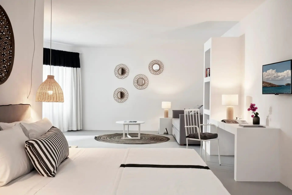 Suite 1 Schlafzimmer mit Gartenblick, Bild 1 von 5