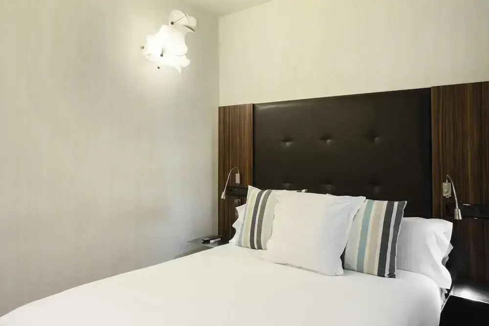 Petit Palace Tamarises - Chambres