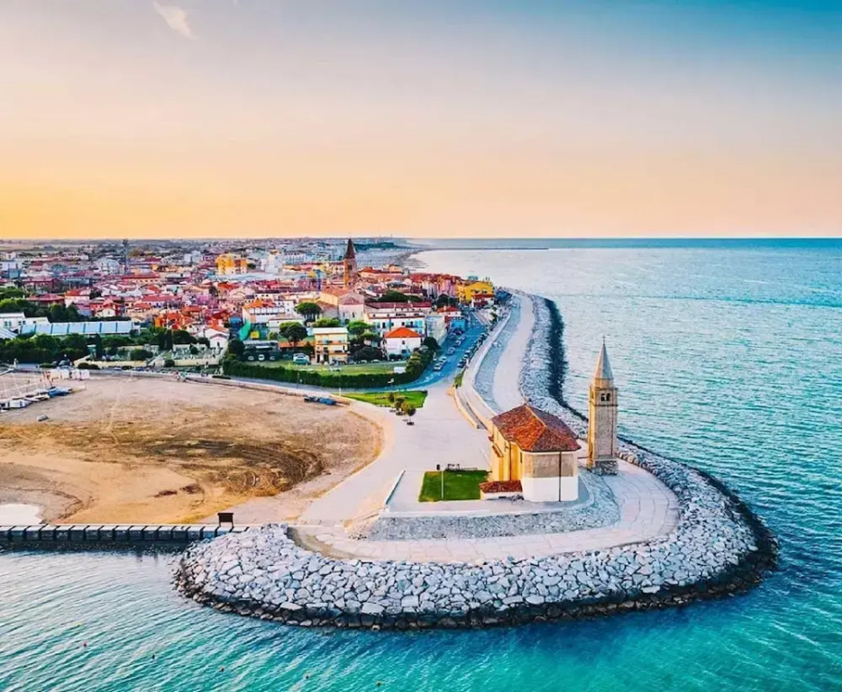 Apartment in Caorle 500 m From Beach