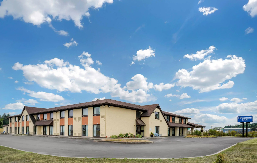 Rodeway Inn - фото 10