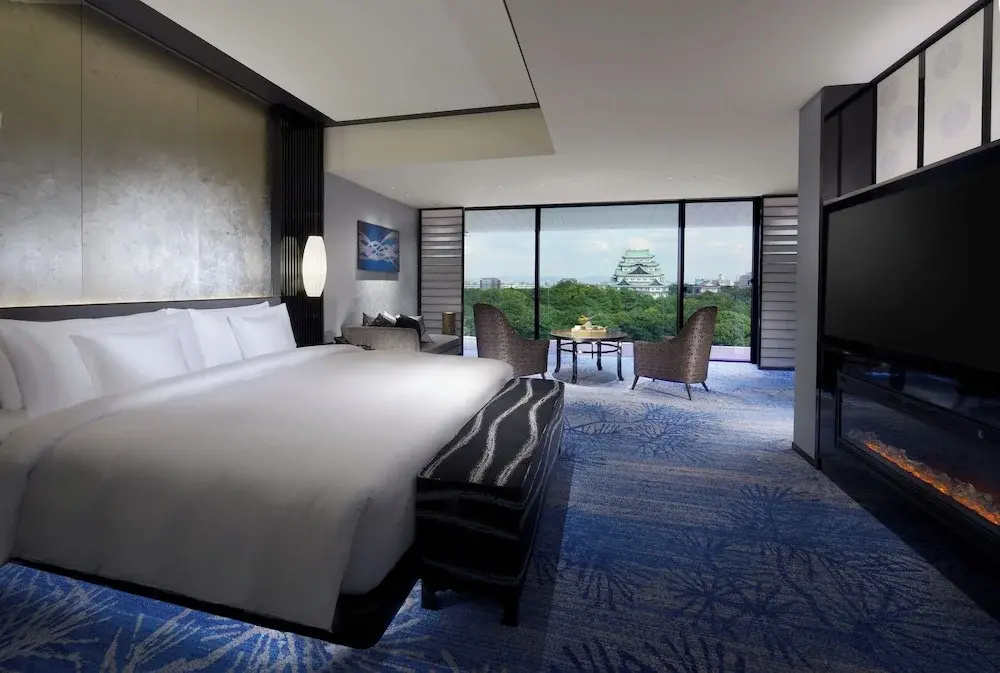 Luxury Double room with balcony (full double bed)