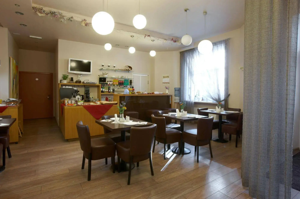 Hotel Edvards - Général
