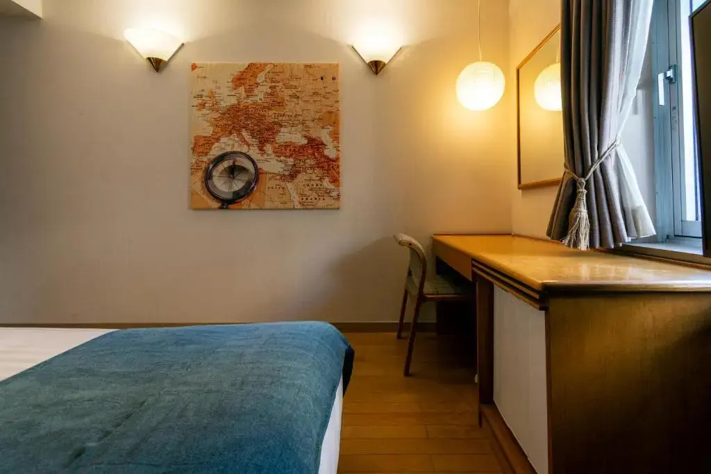 Standard Double room (full double bed)