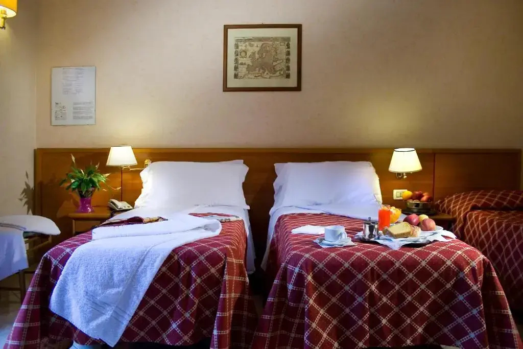 Triple room
