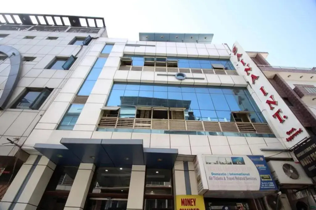 Hotel Saina International
