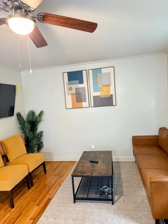Renovated 2 Bed Walltown Home Walk to Duke B