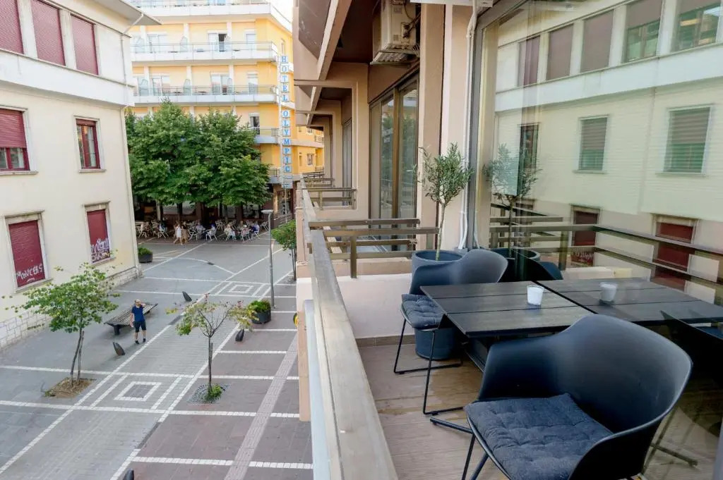 Ioannina In - central & modern apt 36m2 lake view - фото 9