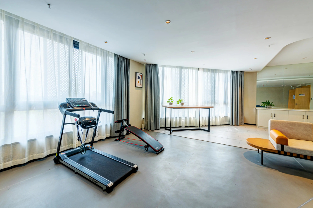 LanOuShangPin Hotel (Longhu Park Store, Yantan District, Zigong City) - фото 10