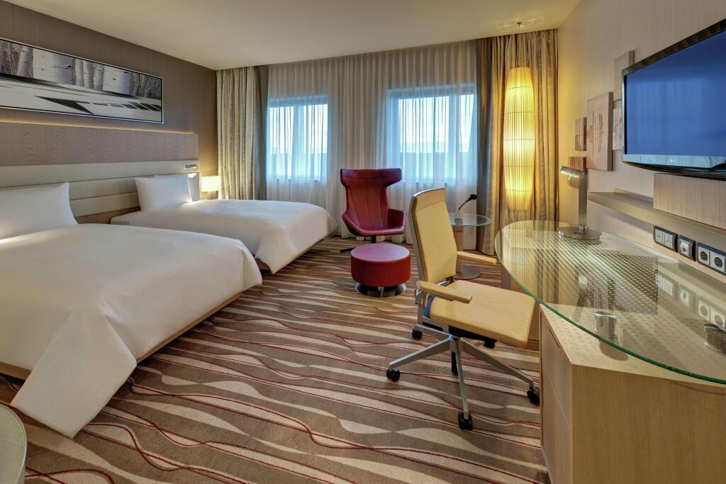 Hilton Garden Inn Frankfurt Airport by null