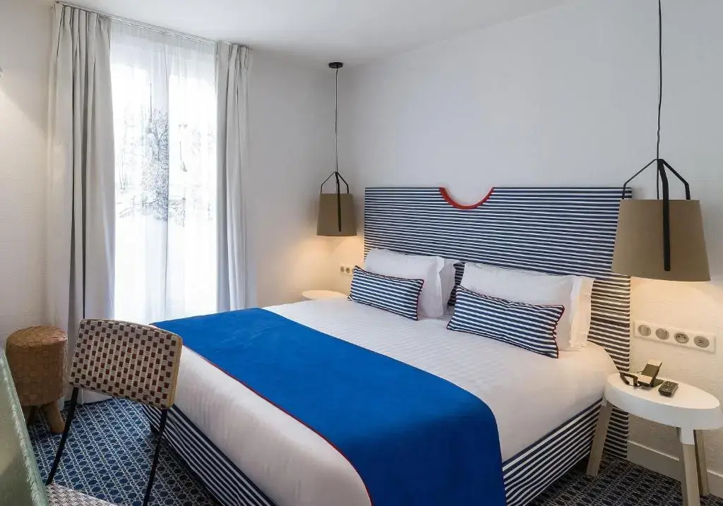 Standard Double room (full double bed)