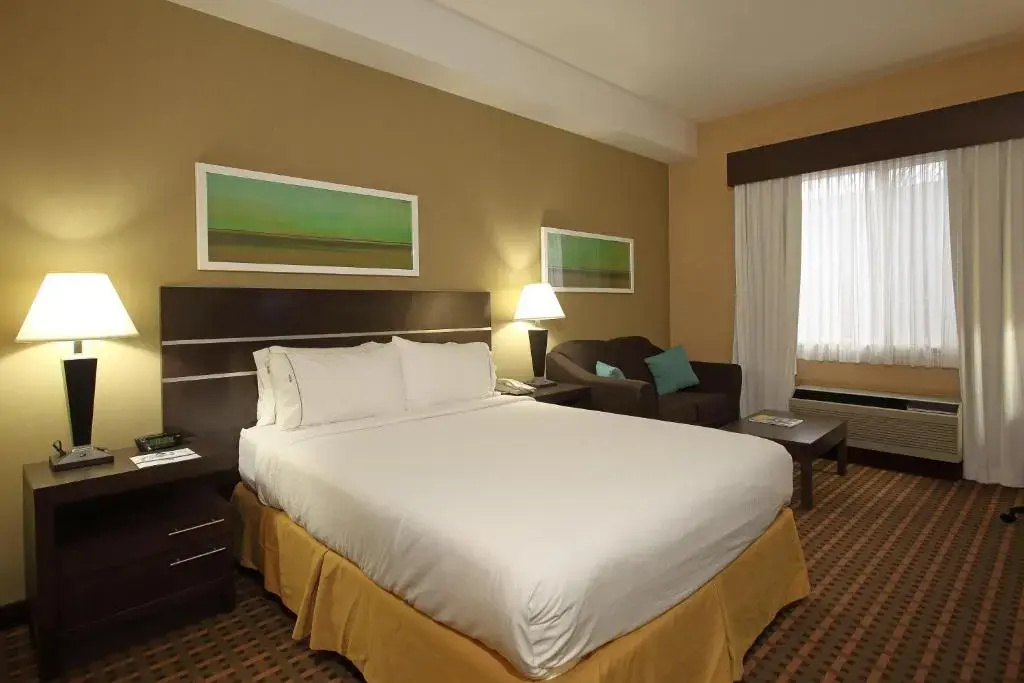 Holiday Inn Express & Suites - Vernon by IHG - Chambres