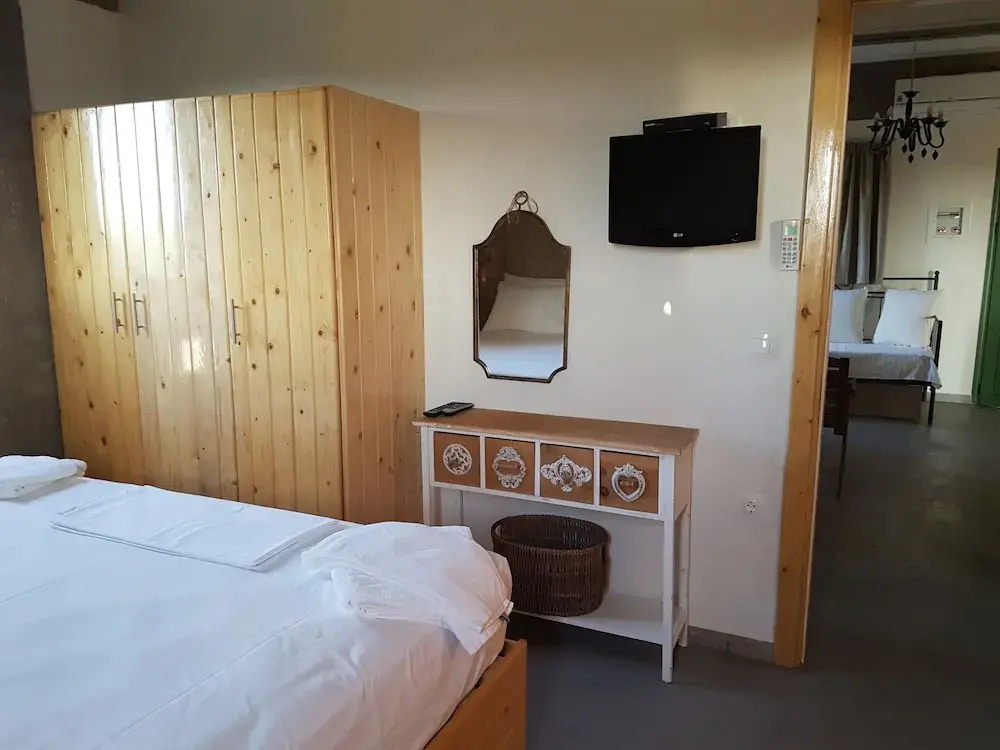1 Bedroom Cottage with balcony and with sea view