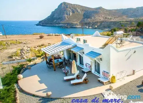 Beach & Waterfront
