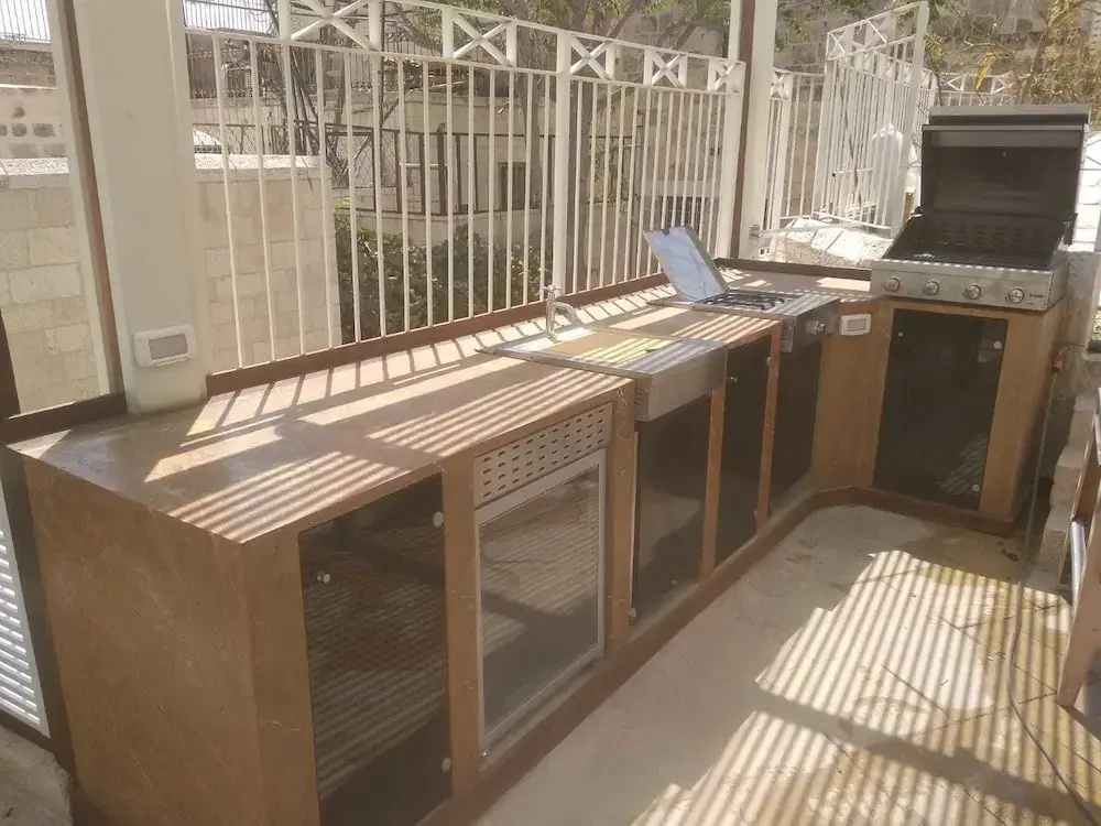 Western Wall Luxury House