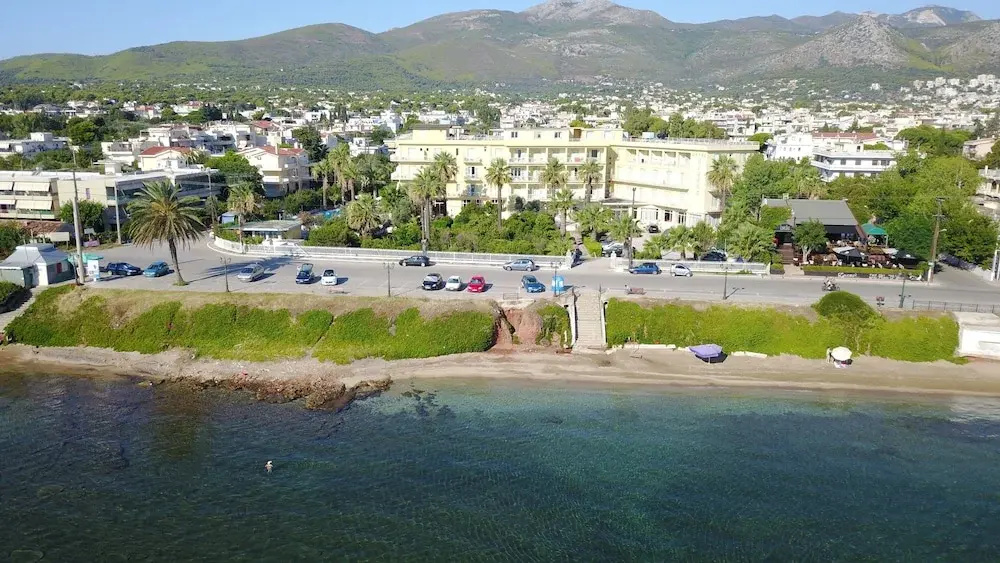 Beach & Waterfront
