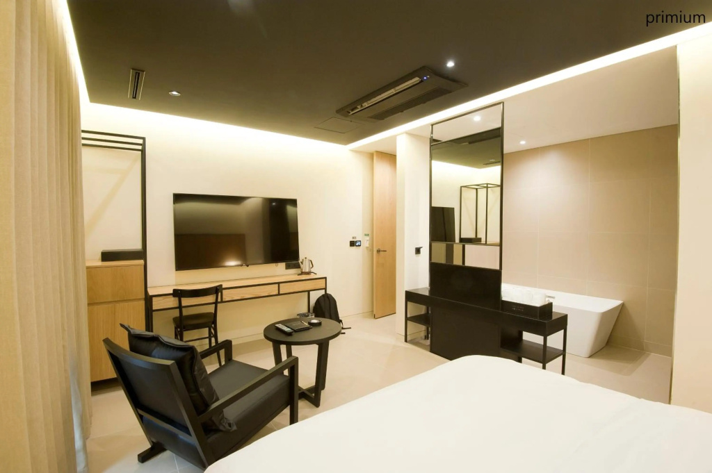 Отель Hotel The Artist Yeoksam в Сеуле