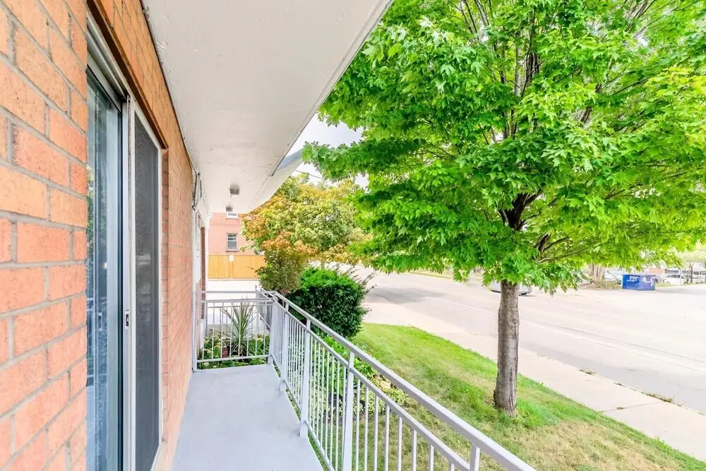 1BR - King Bed Apt With Netflix - Prime Location