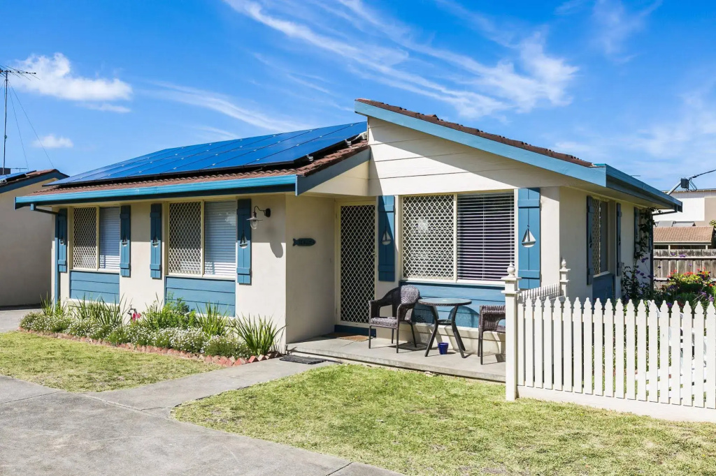 Beachfront Cottages Torquay