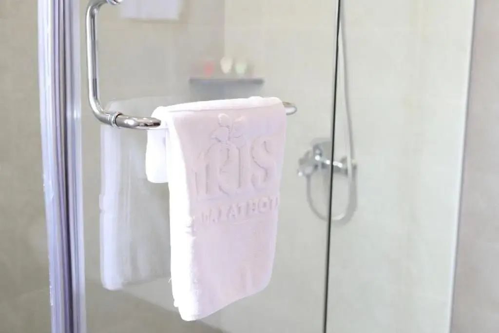 Iris Dalat Hotel - Chambres