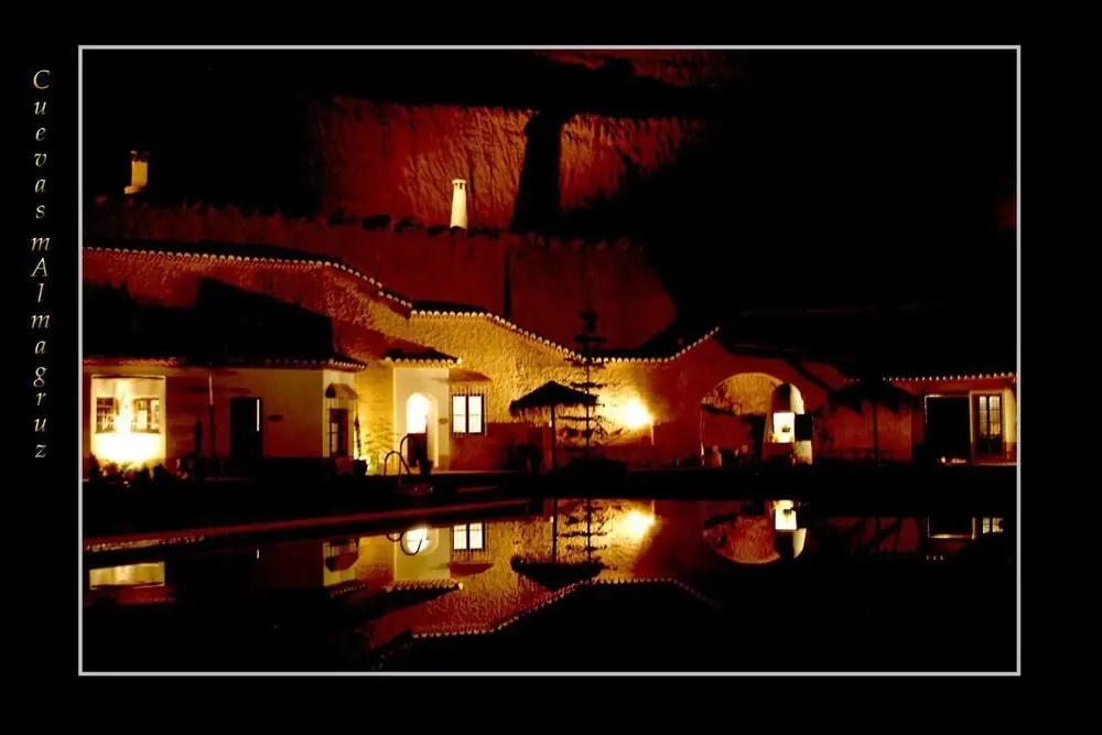 Cuevas Almagruz