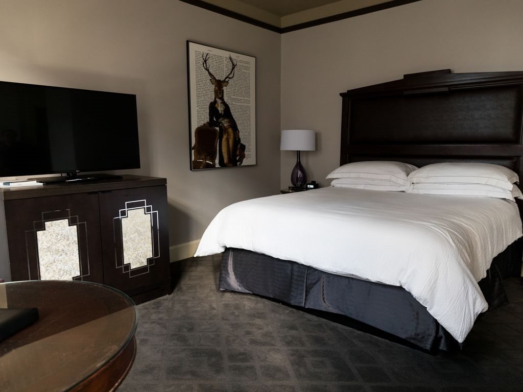 The Ashton Hotel by null