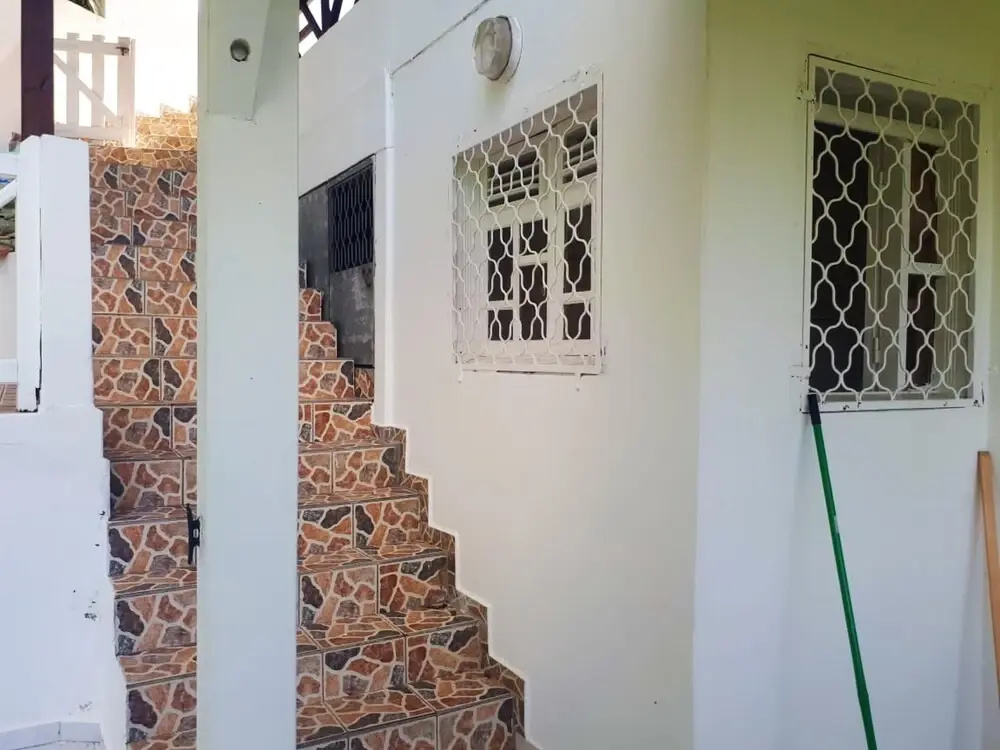 House With one Bedroom in Saint Joseph, With Wonderful sea View, Enclosed Garden and Wifi Near the Beach
