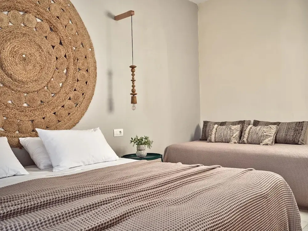 Deluxe Triple room with balcony