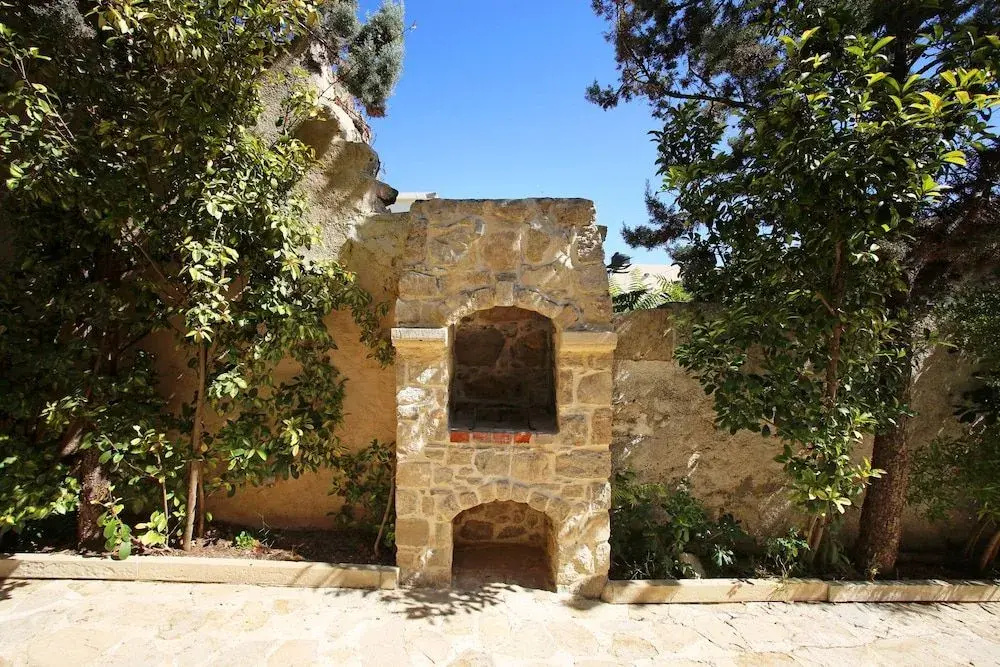 Villa Radamanthis