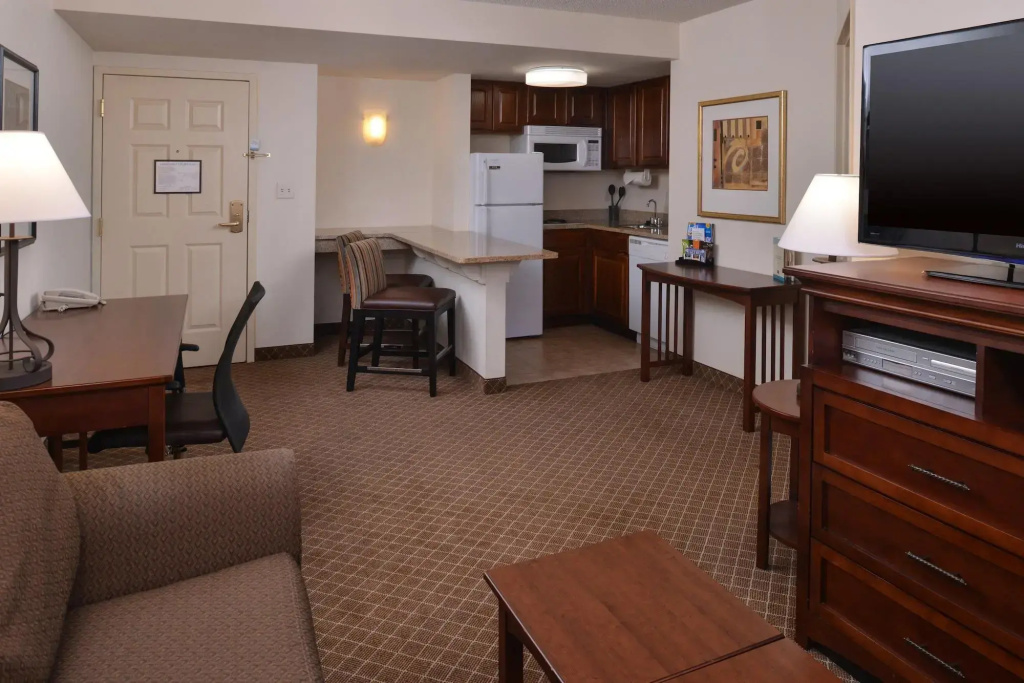 Staybridge Suites Indianapolis-Airport by IHG - Général