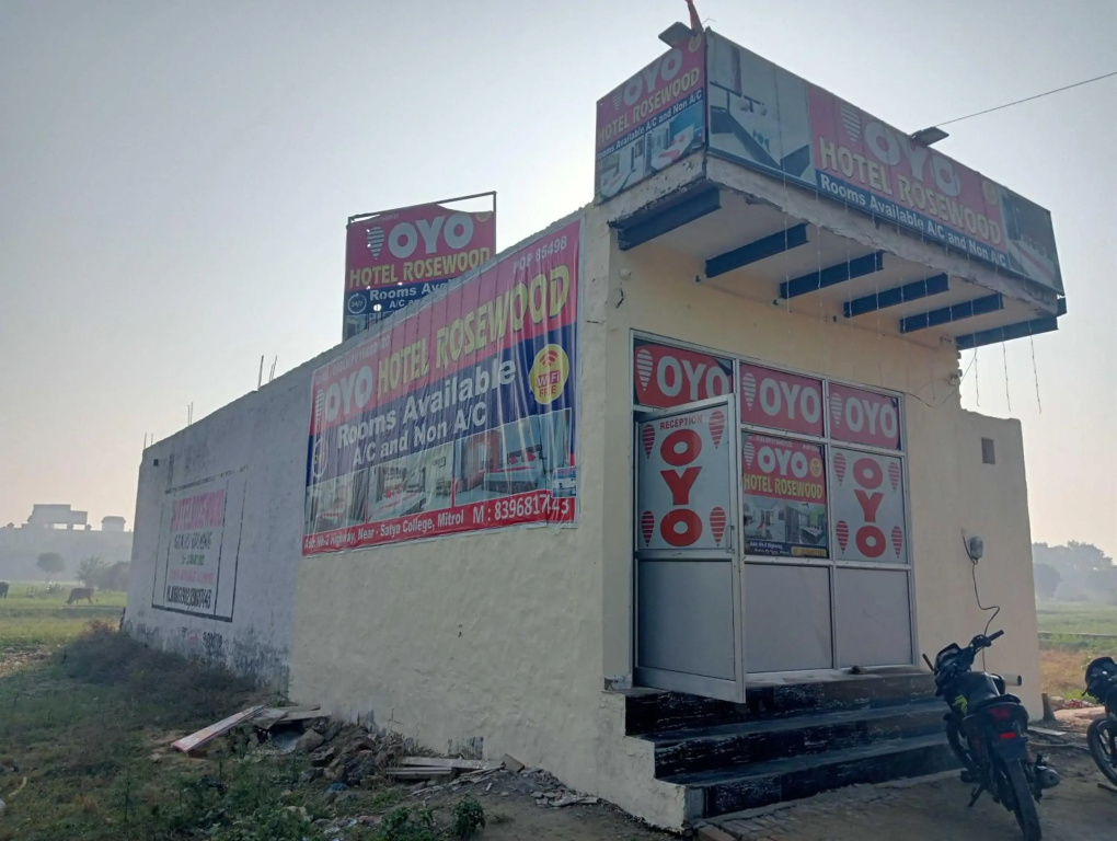 OYO HOME 70072 Relax Inn