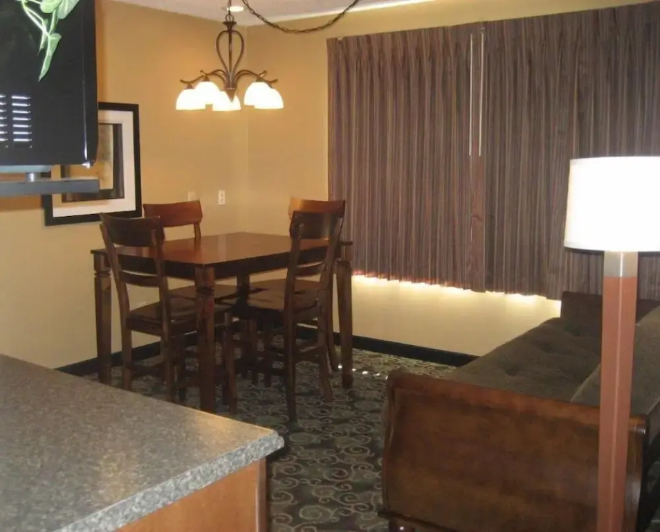 Premium Suite