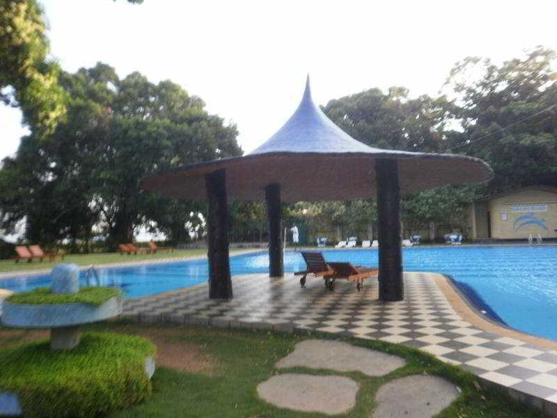 Hotel Sudu Araliya