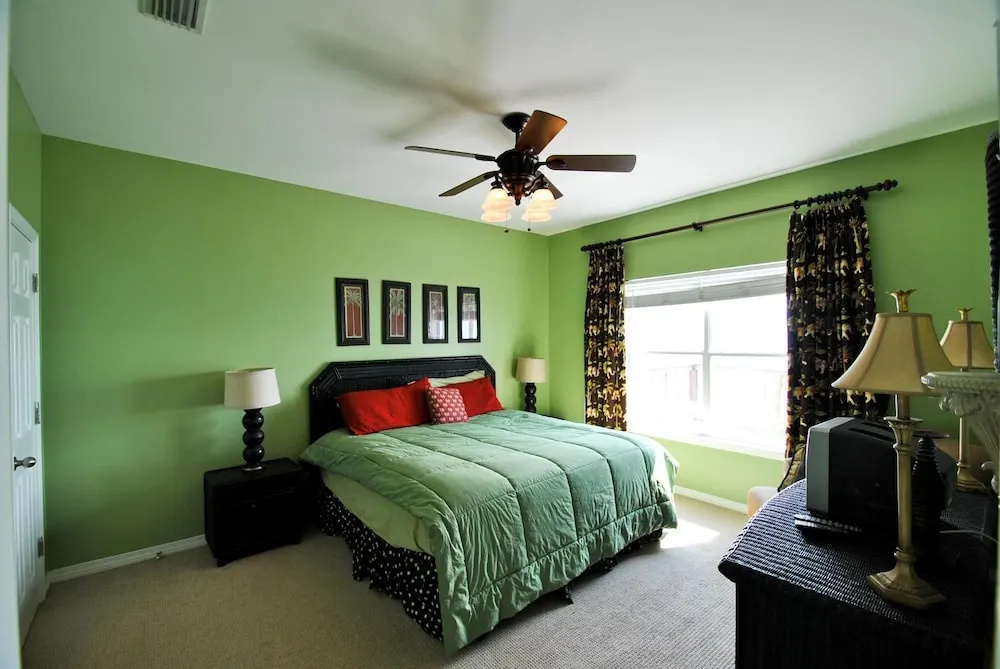 Sun Spot - 104 Vargas Ct