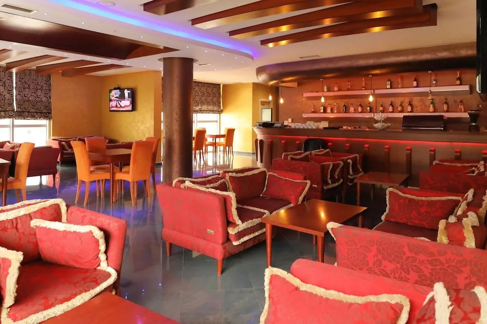 Hotel Gjuta - Général