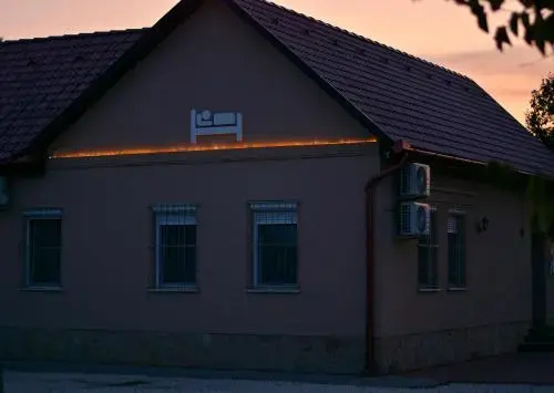 Rose Gold Panzió