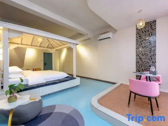 Classic Double Family room (full double bed)