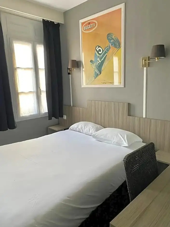 Standard Double room (full double bed)