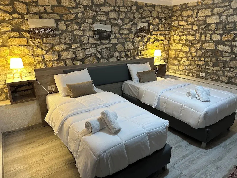 Superior Double room with balcony and with garden view (twin beds)