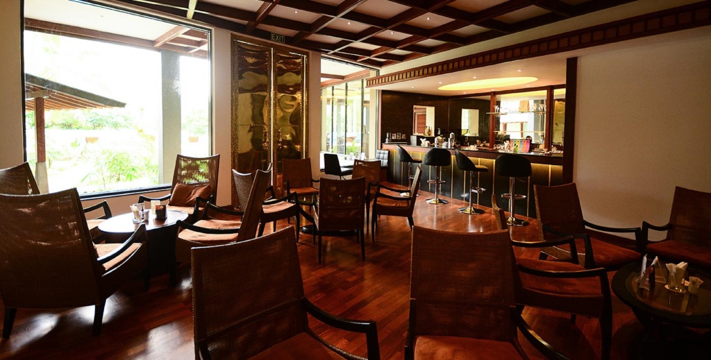 Earl's Regent Hotel