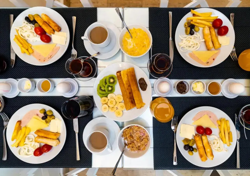 Food & Beverage