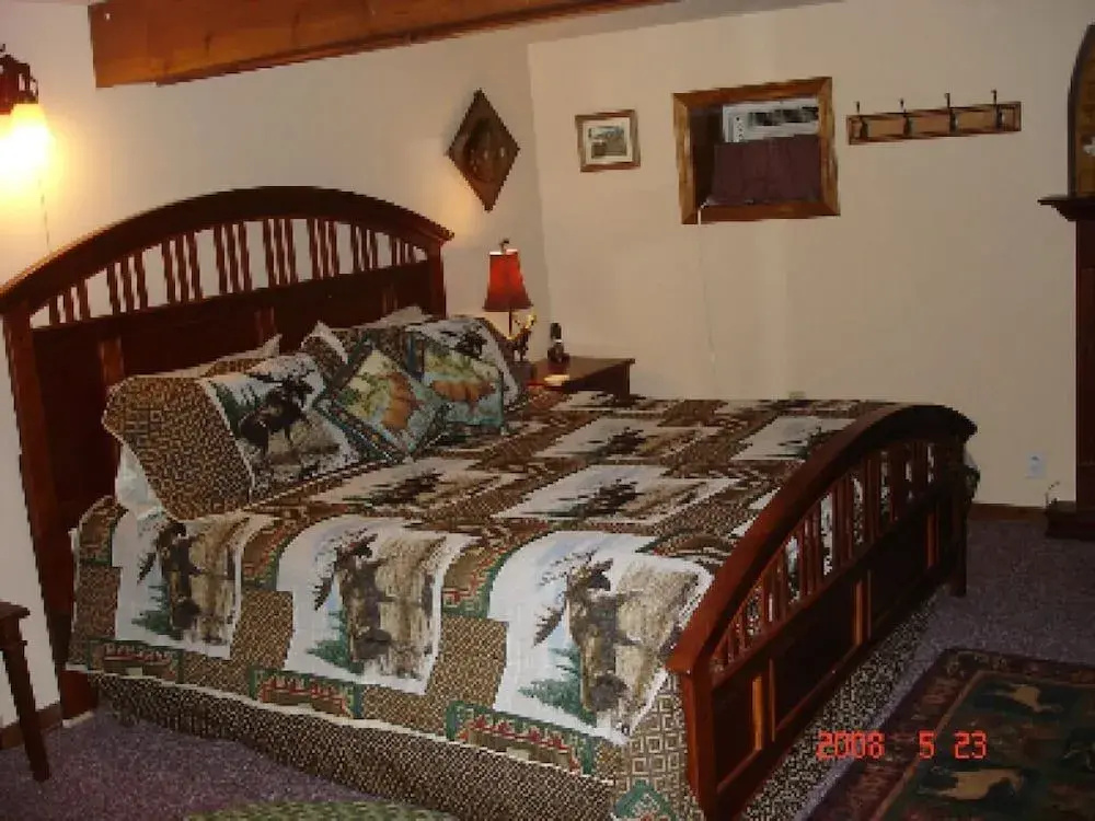Spruce Moose Lodge and Cottages - фото 4