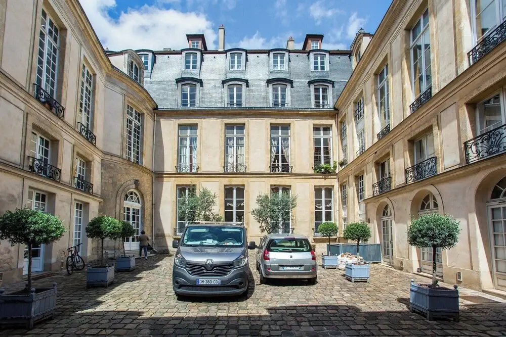Charming Apartment - 1br/4p - Le Marais — фото