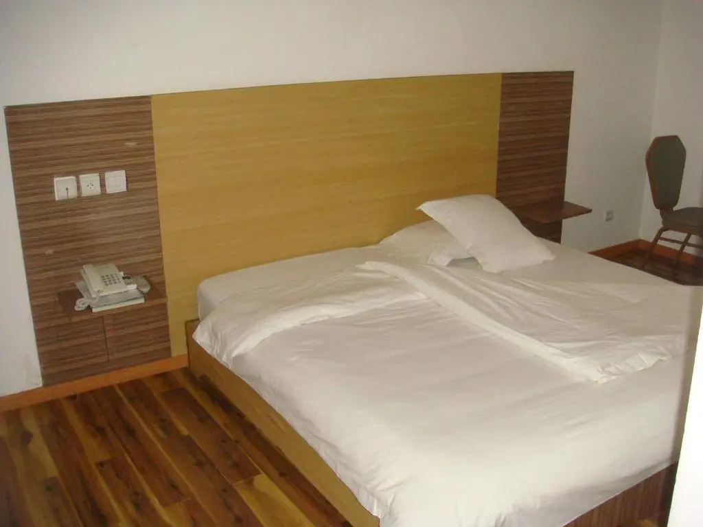 Jess Hotel - Chambres